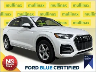 Audi Q5 2023 AWD quattro Premium 40 TFSI SUV de 4 puertas