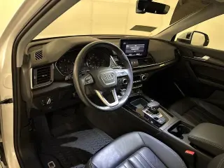 Audi Q5 2023 AWD quattro Premium 40 TFSI SUV de 4 puertas