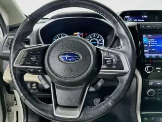 Subaru Ascent 2022 AWD Limited de 8 pasajeros y 4 puertas