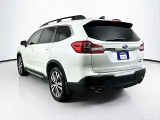 Subaru Ascent 2022 AWD Limited de 8 pasajeros y 4 puertas