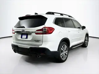 Subaru Ascent 2022 AWD Limited de 8 pasajeros y 4 puertas
