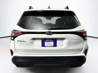 Subaru Forester 2026 AWD Premium Crossover de 4 puertas