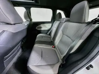 Subaru Forester 2026 AWD Premium Crossover de 4 puertas
