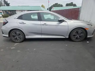 Honda Civic 2018 EX Hatchback 4 puertas