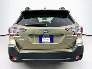 Subaru Outback 2025 AWD Premium Crossover de 4 puertas