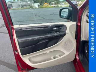 Chrysler Town and Country 2011 Touring-L Miniván de 4 puertas