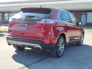 Ford Edge 2024 AWD Titanium SUV de 4 puertas