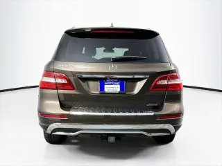 Mercedes-Benz Clase M 2014 ML 350 SUV de 4 puertas