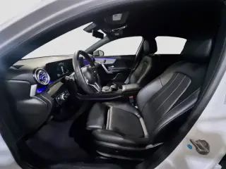 Mercedes-Benz Clase A 2019 A 220 Sedán de 4 puertas