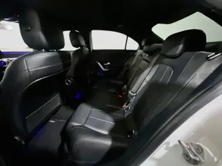 Mercedes-Benz Clase A 2019 A 220 Sedán de 4 puertas