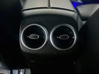 Mercedes-Benz Clase A 2019 A 220 Sedán de 4 puertas
