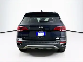 Volkswagen Taos 2024 SE SUV de 4 puertas