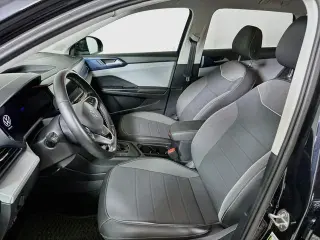 Volkswagen Taos 2024 SE SUV de 4 puertas