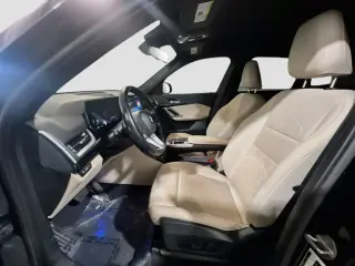 Vehículo de Actividad Deportiva BMW X1 2023 AWD xDrive28i de 4 puertas
