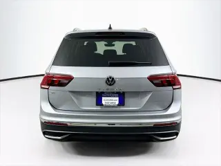 Volkswagen Tiguan 2023 SE SUV de 4 puertas