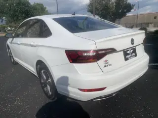 Volkswagen Jetta 2019