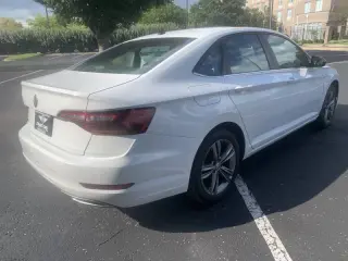 Volkswagen Jetta 2019