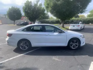 Volkswagen Jetta 2019