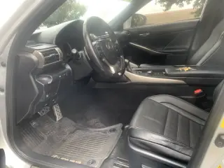 Lexus IS 300 2016