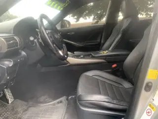 Lexus IS 300 2016