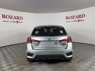 Crossover Mitsubishi Outlander Sport 2024 AWD S 4 puertas
