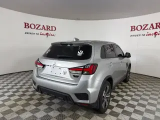 Crossover Mitsubishi Outlander Sport 2024 AWD S 4 puertas