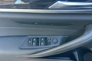 BMW Serie 5 2019 Sedán 530i de 4 puertas