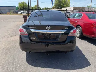 Nissan Altima 2015