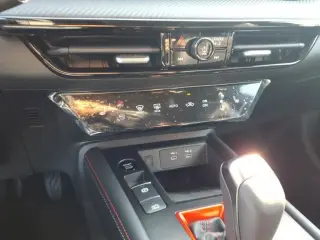 Nissan Kicks 2026 AWD SR 4 puertas Crossover