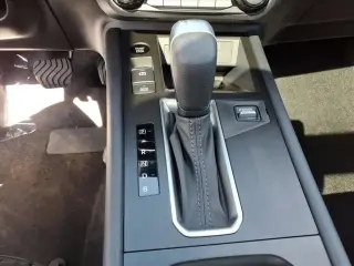 Nissan Kicks 2026 AWD SV Crossover de 4 puertas