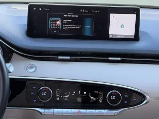 Genesis GV70 2023 AWD 2.5T Standard SUV de 4 puertas