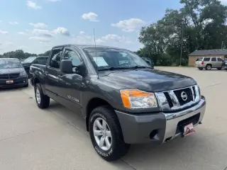 Nissan Titan 2011