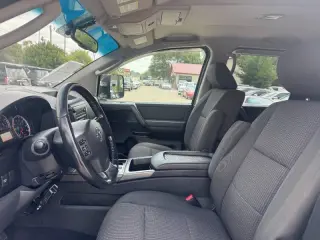 Nissan Titan 2011