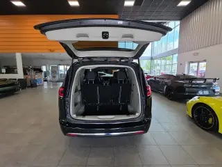 Chrysler Pacifica 2023 Limited Miniván de 4 puertas