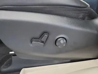 Chrysler Pacifica 2023 Limited Miniván de 4 puertas