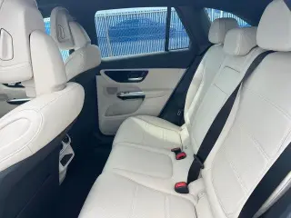 Mercedes-Benz GLC 2024 AWD GLC 300 4MATIC SUV de 4 puertas