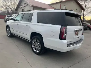 GMC Yukon XL 2016