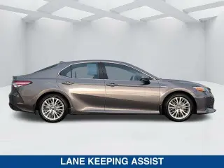 Toyota Camry Hybrid 2018 XLE Sedán de 4 puertas