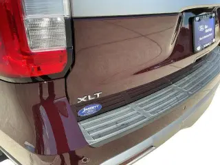 Ford Expedition 2024 4x2 XLT SUV de 4 puertas