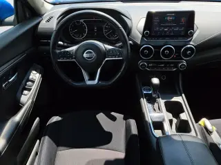 Nissan Sentra 2020 SV Sedán de 4 puertas