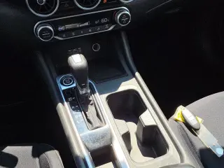 Nissan Sentra 2020 SV Sedán de 4 puertas