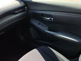 Nissan Sentra 2020 SV Sedán de 4 puertas