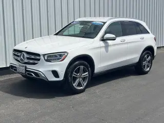 Mercedes-Benz GLC 2022 SUV de 4 puertas GLC 300
