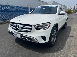 Mercedes-Benz GLC 2022 SUV de 4 puertas GLC 300