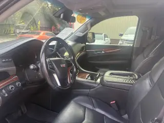 Cadillac Escalade ESV 2017