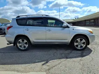 Toyota RAV4 2008 4x4 Sport SUV 4 puertas V6