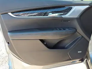 Cadillac XT6 2023 4x4 Premium Luxury SUV de 4 puertas