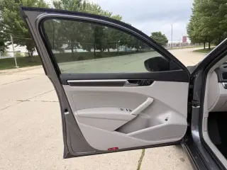 2016 Volkswagen Passat
