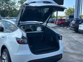 Tesla Model Y 2022 AWD Long Range (Gran Autonomía) 4p Crossover