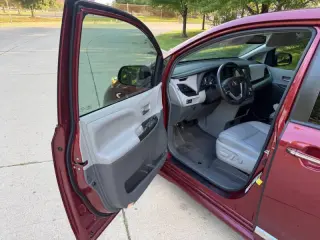 2018 Toyota Sienna